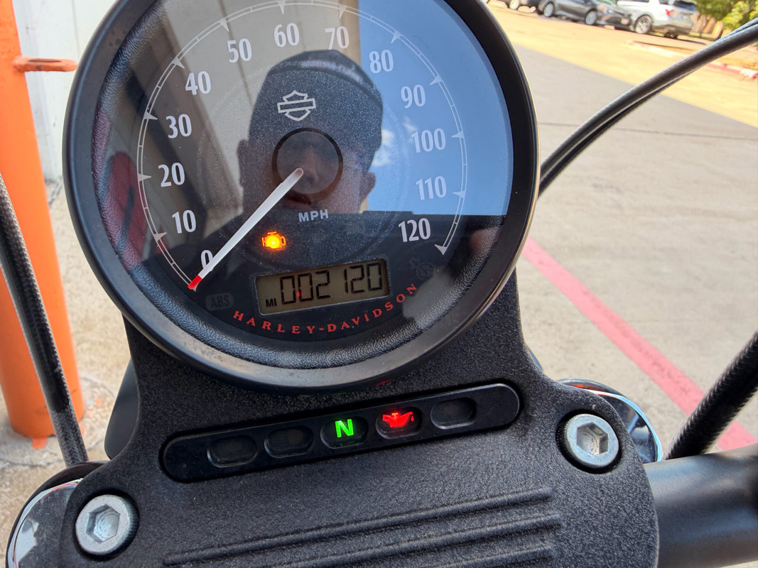 Iron 883®