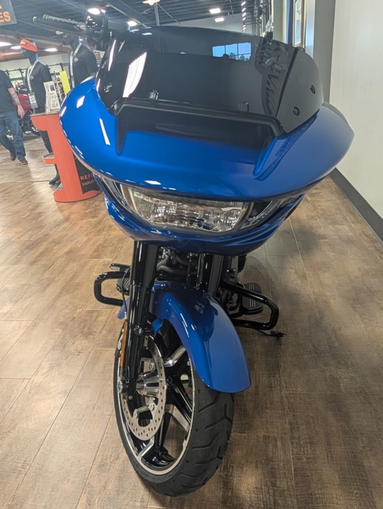 Road Glide®