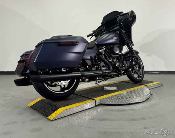 Road Glide®