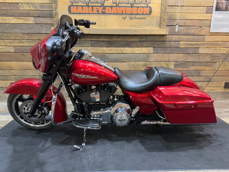 Street Glide®