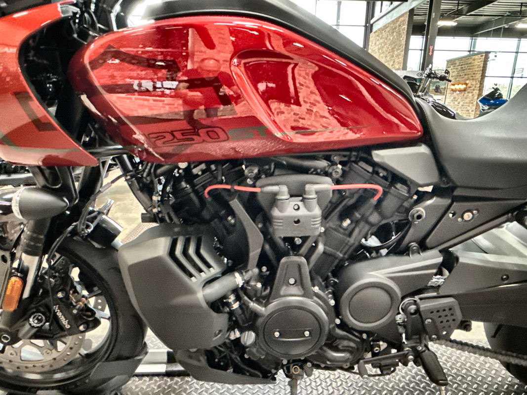 Pan America® 1250 ST