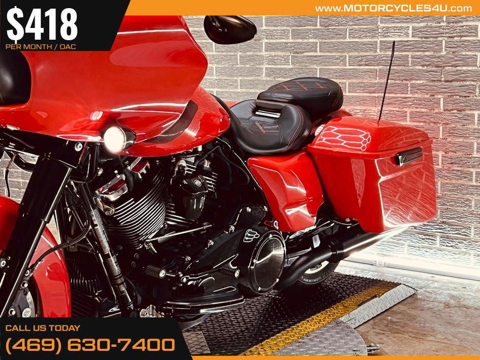 Road Glide®