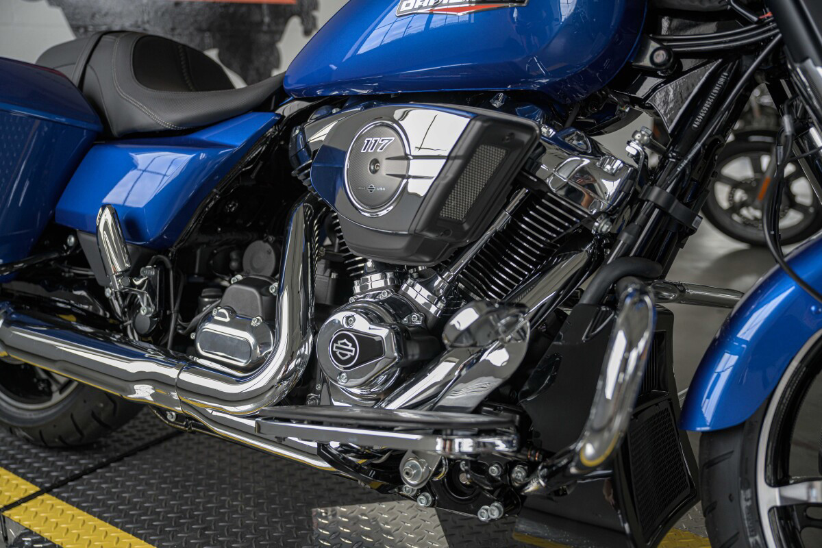 Street Glide®
