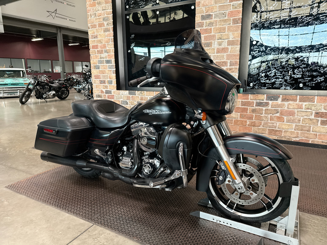 Street Glide® Special
