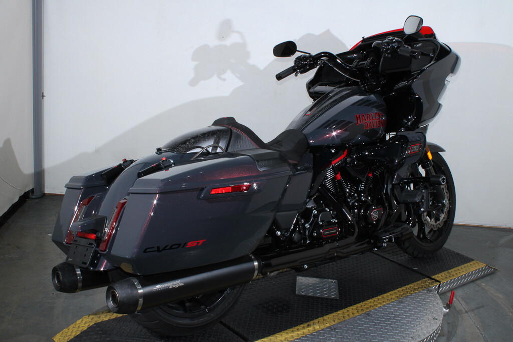CVO® Road Glide® ST