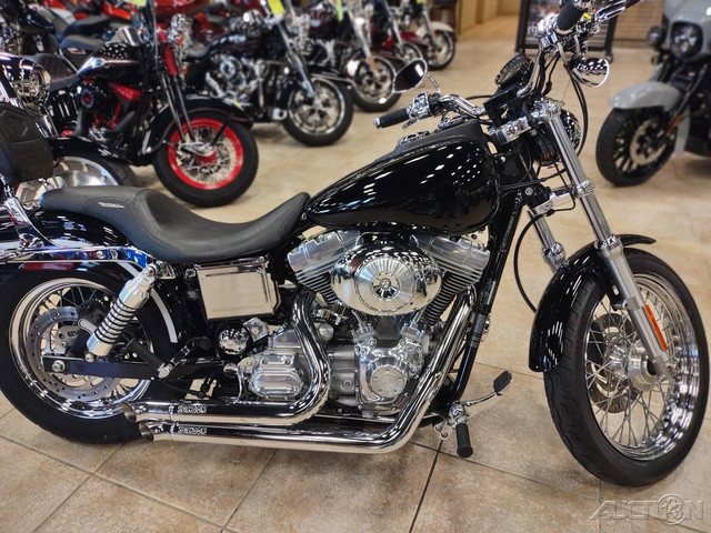 Dyna® Super Glide® Sport
