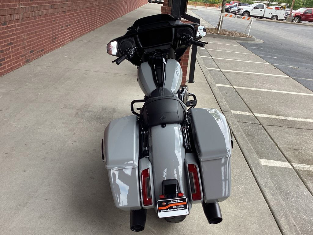 Street Glide®