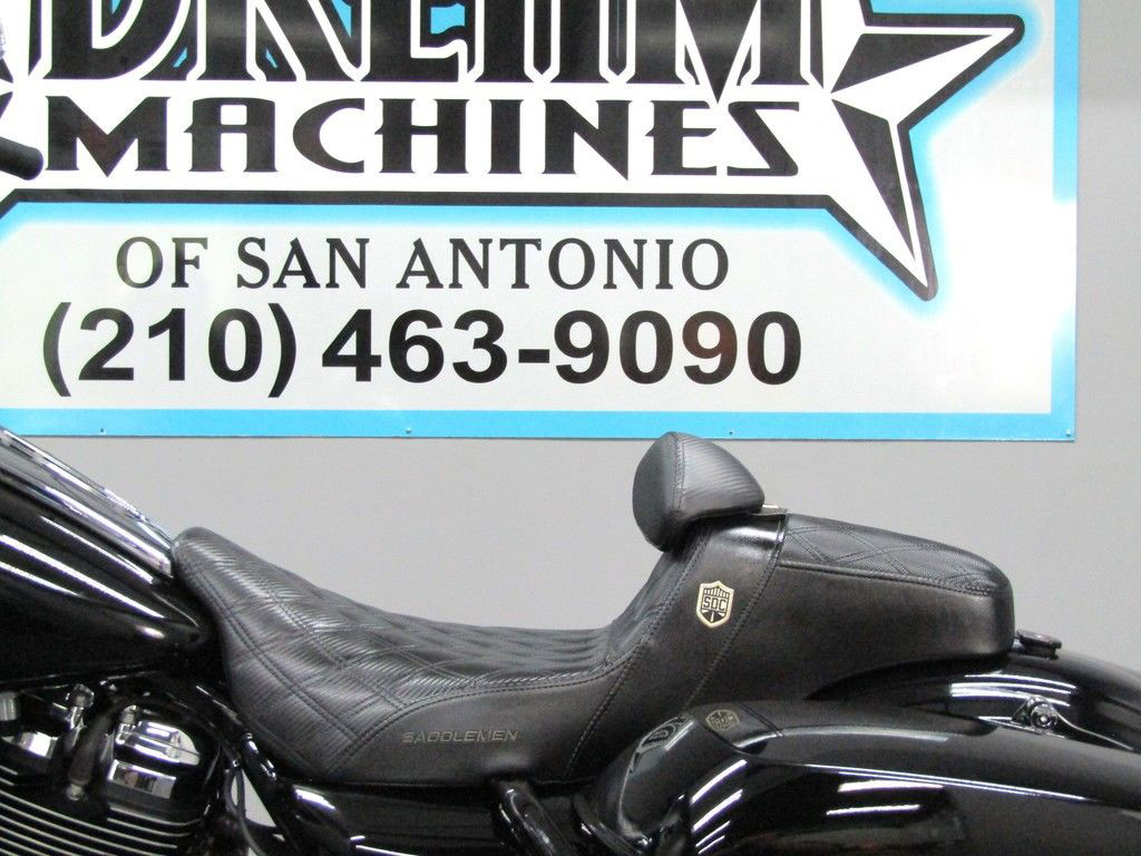 Road Glide®