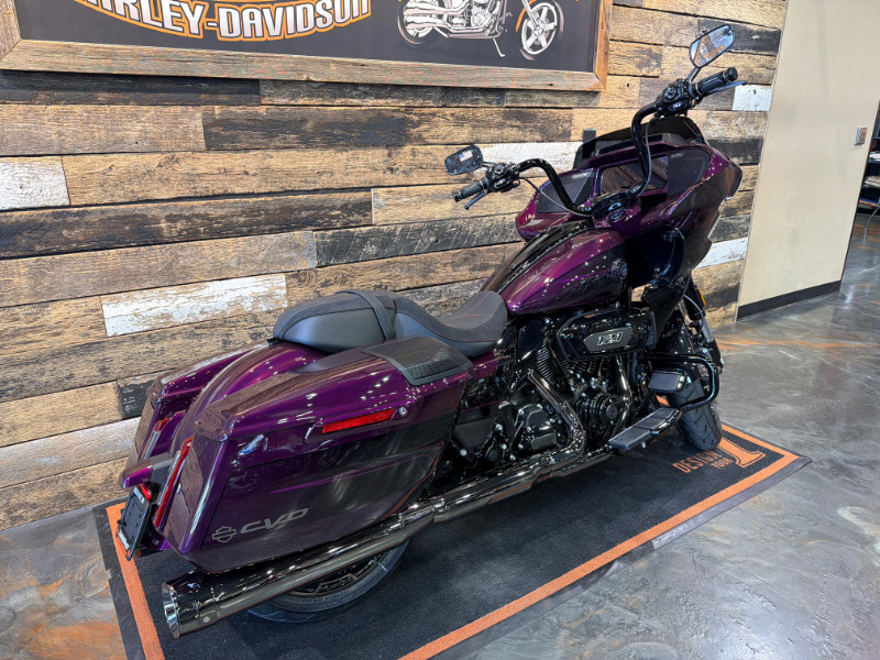CVO® Road Glide®