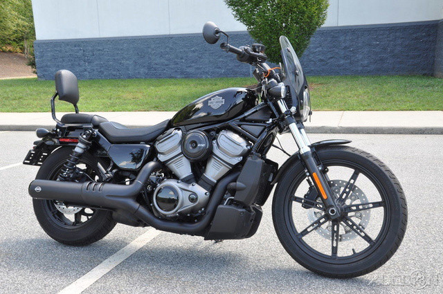 Nightster