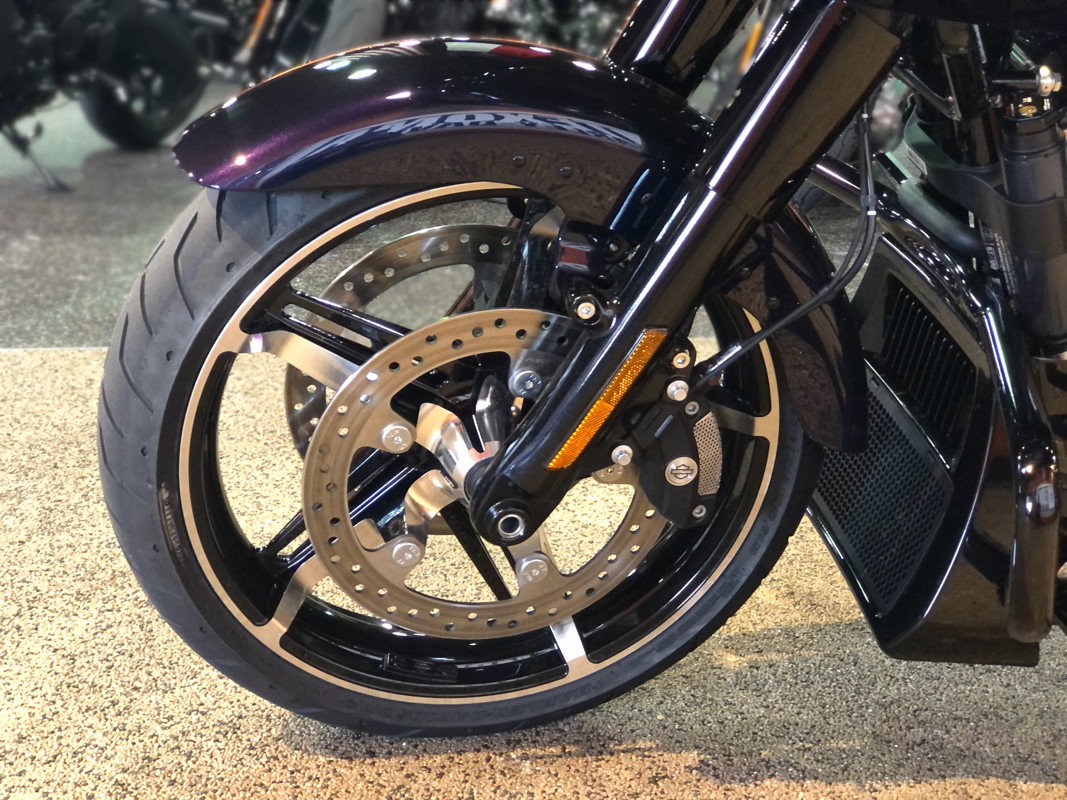 Road Glide®