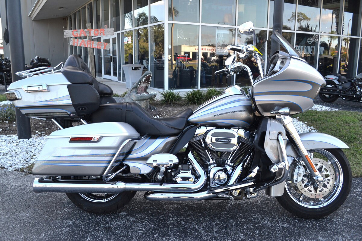 CVO® Road Glide® Ultra