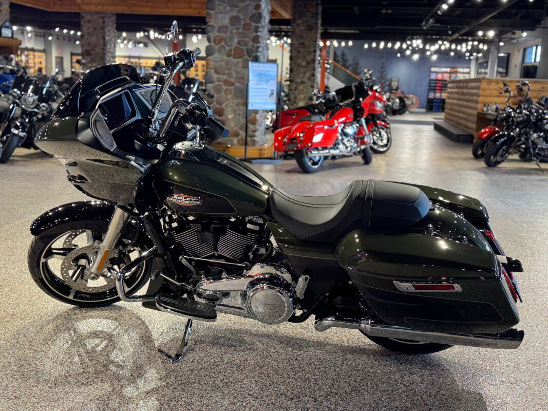 Road Glide®