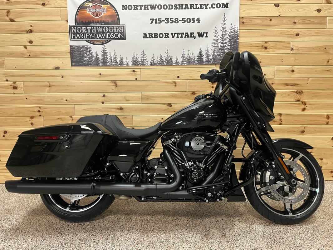 Street Glide®
