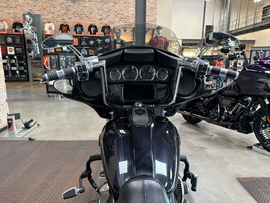 CVO® Street Glide®