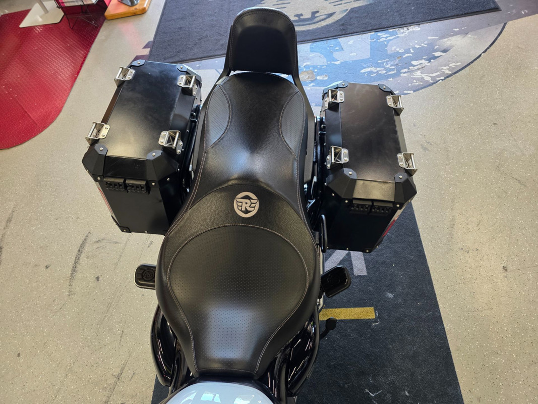 Super Meteor 650
