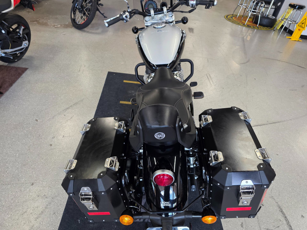 Super Meteor 650