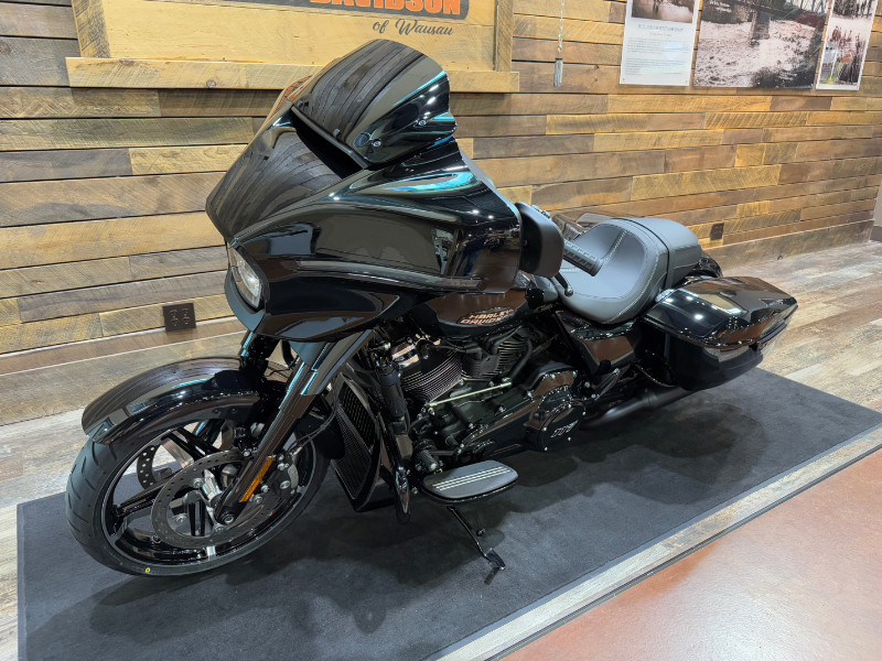 Street Glide®
