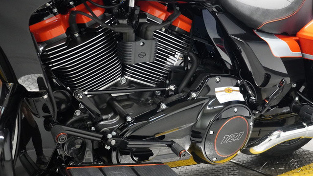 CVO® Road Glide®