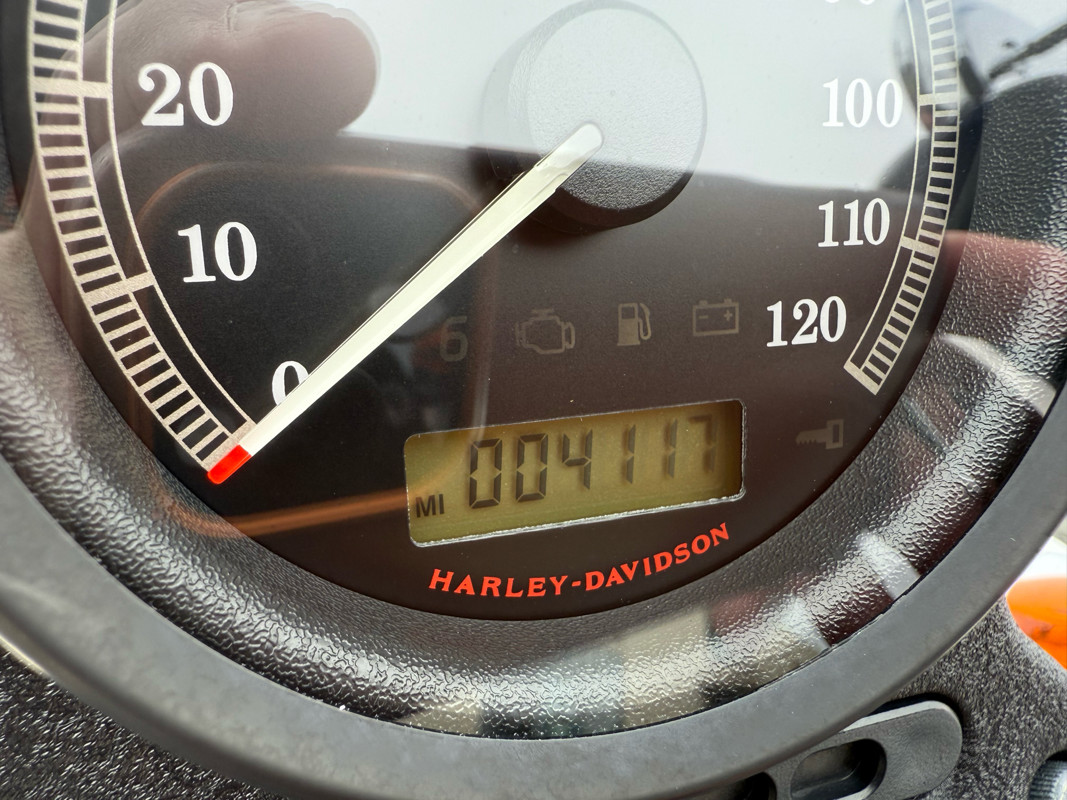 Sportster® 883 Superlow®