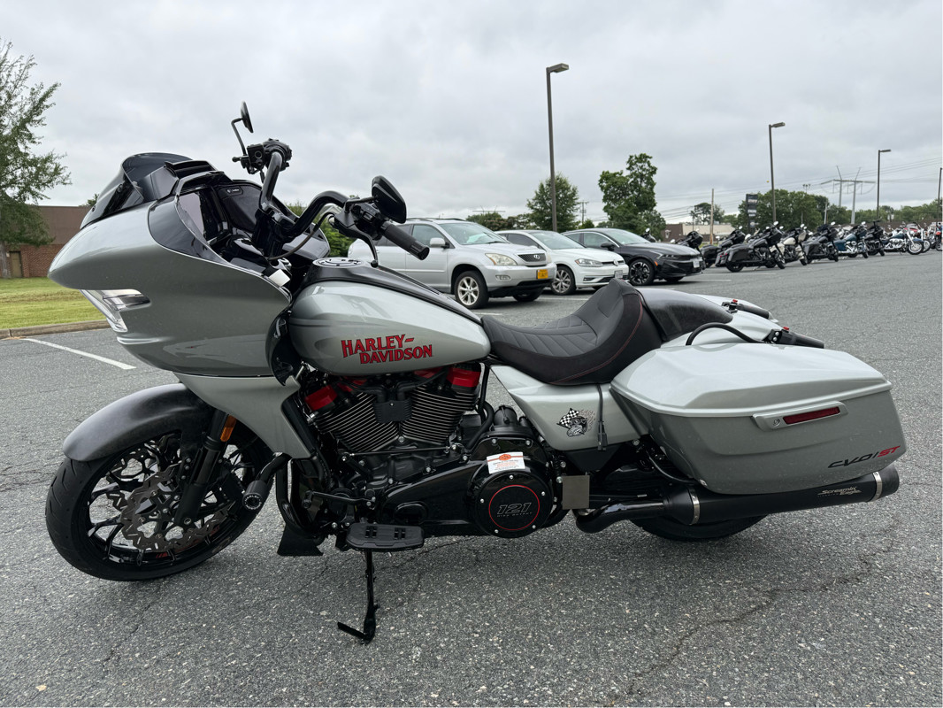 CVO® Road Glide® ST