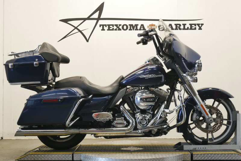 Street Glide®