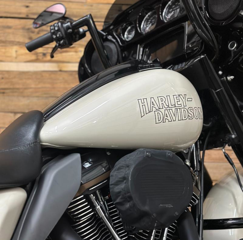 Street Glide® Special