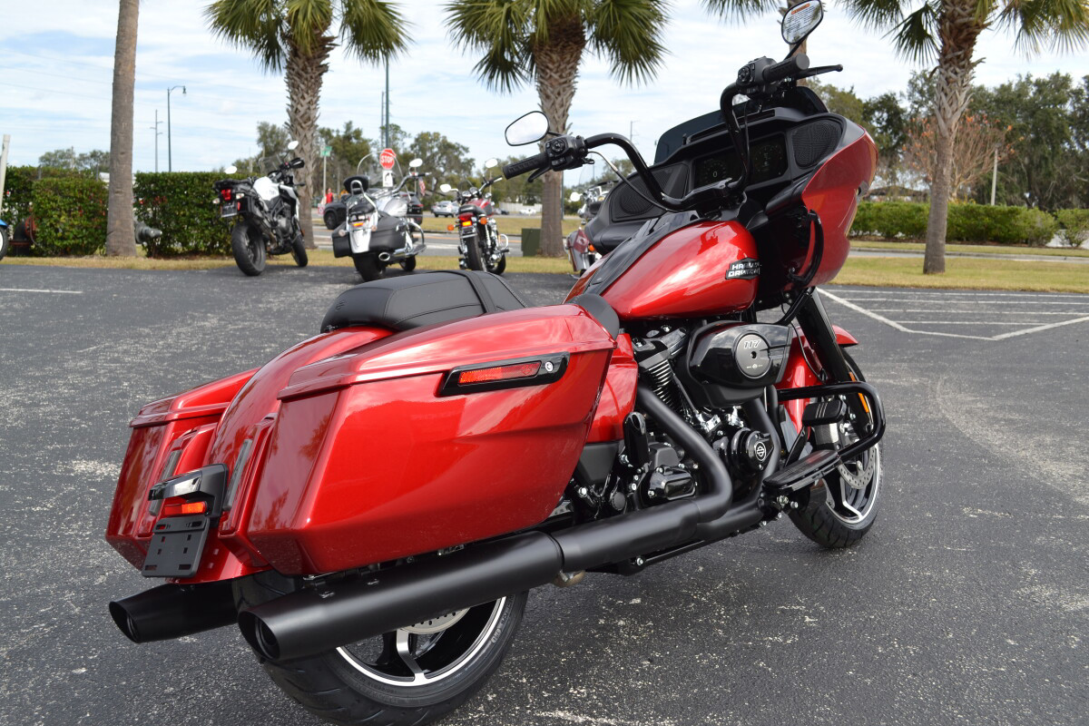 Road Glide®