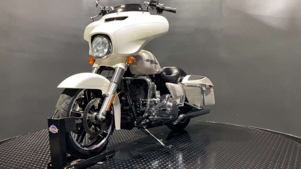 Street Glide® Special