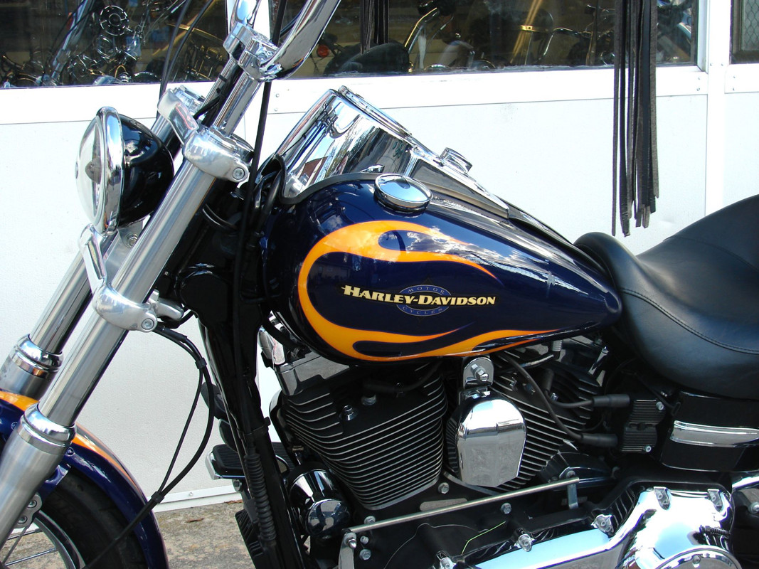 Dyna® Super Glide Custom