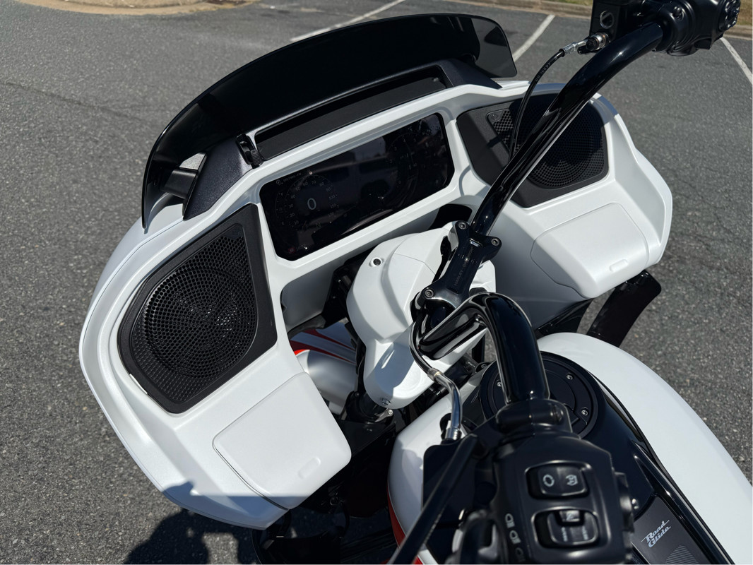 Road Glide®