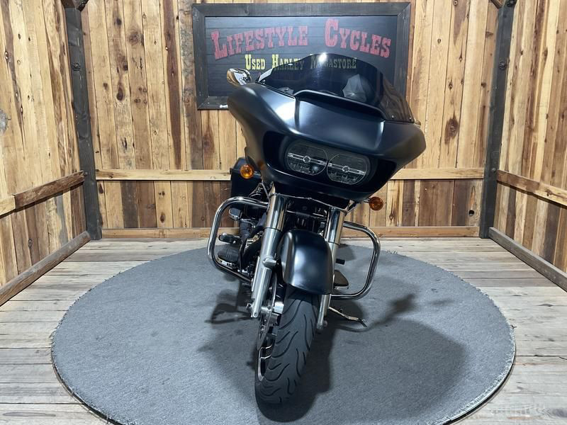 Road Glide®