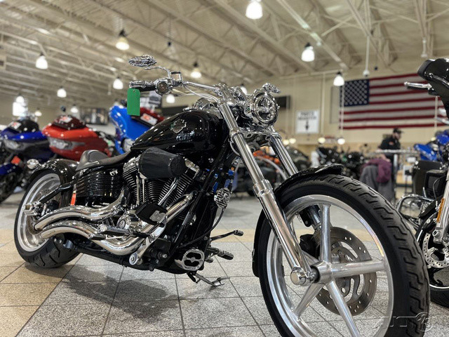 Softail® Rocker® C