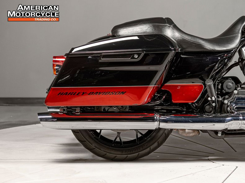 Electra Glide® Standard