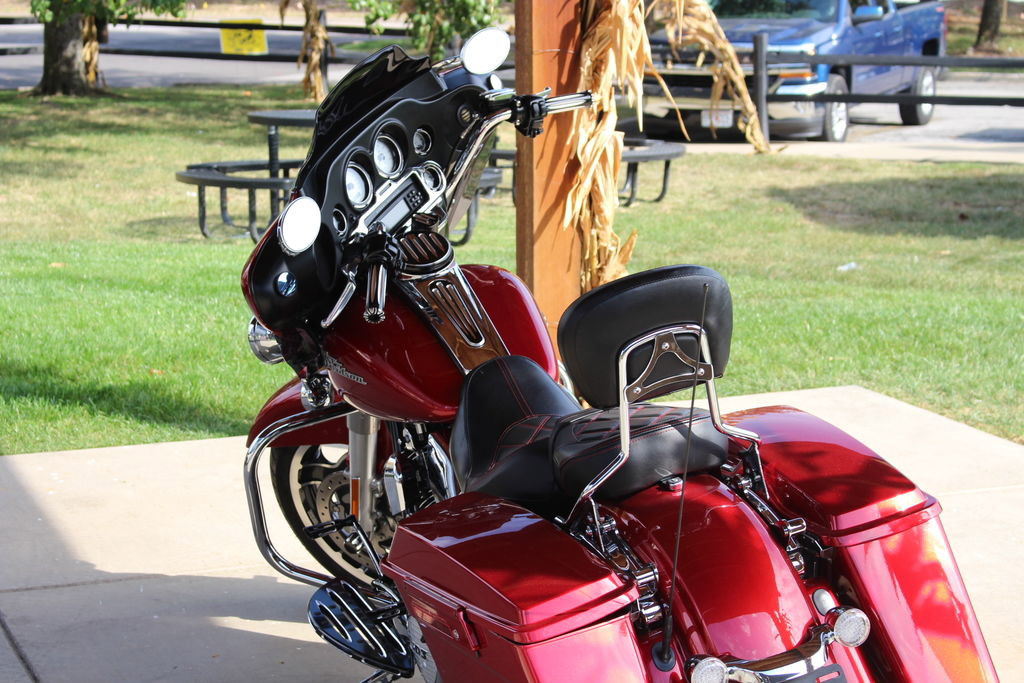 Street Glide®