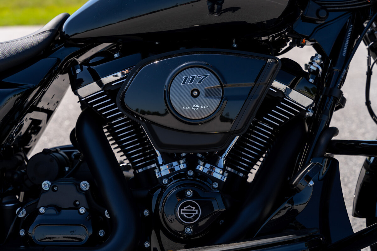 Street Glide®