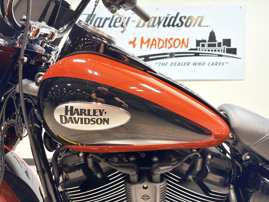 Heritage Classic 114