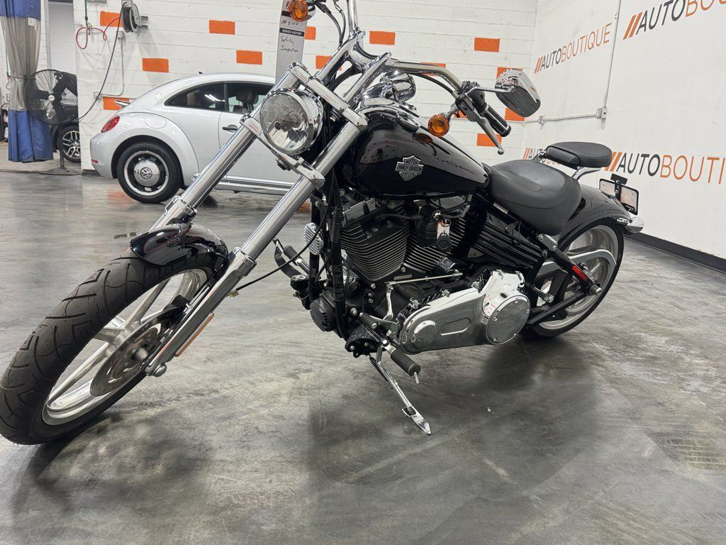 Softail® Rocker® C