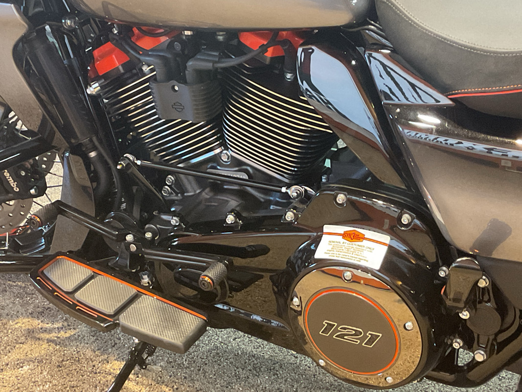 CVO® Road Glide®