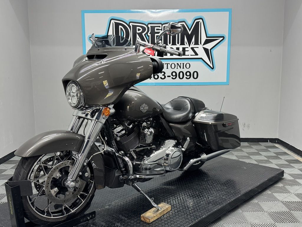 Street Glide® Special