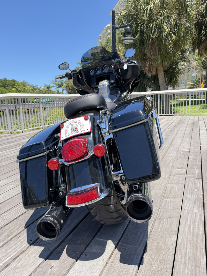 Electra Glide® Police