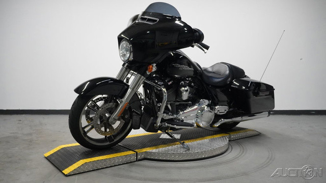 Street Glide® Special