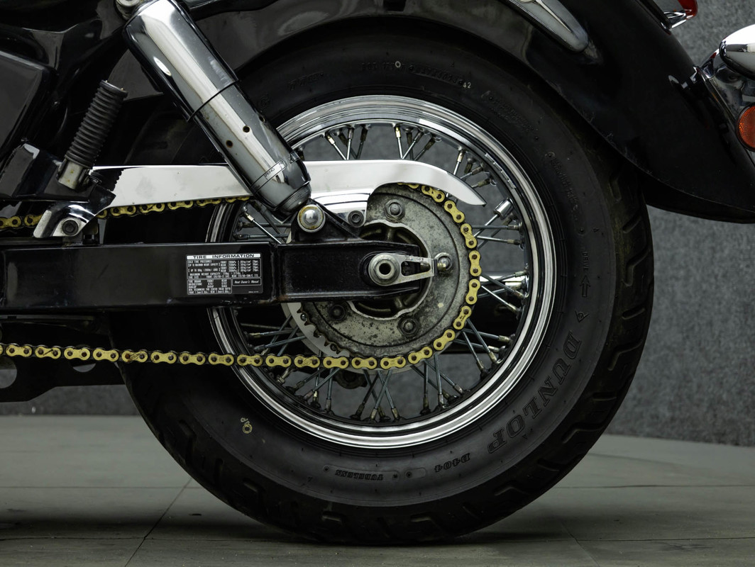 Shadow 750 ACE Deluxe