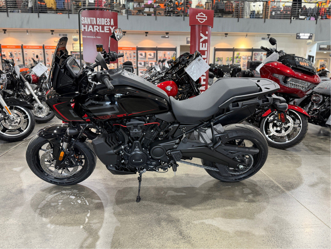 Pan America® 1250 ST