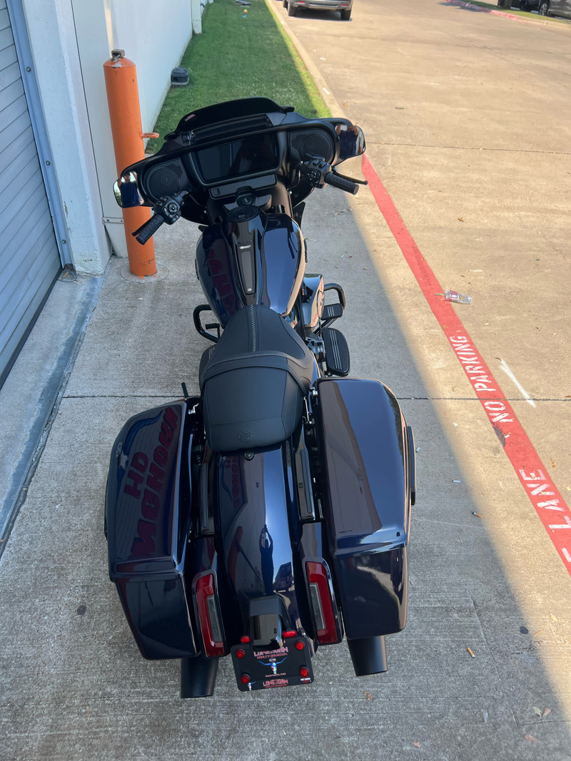 Street Glide®