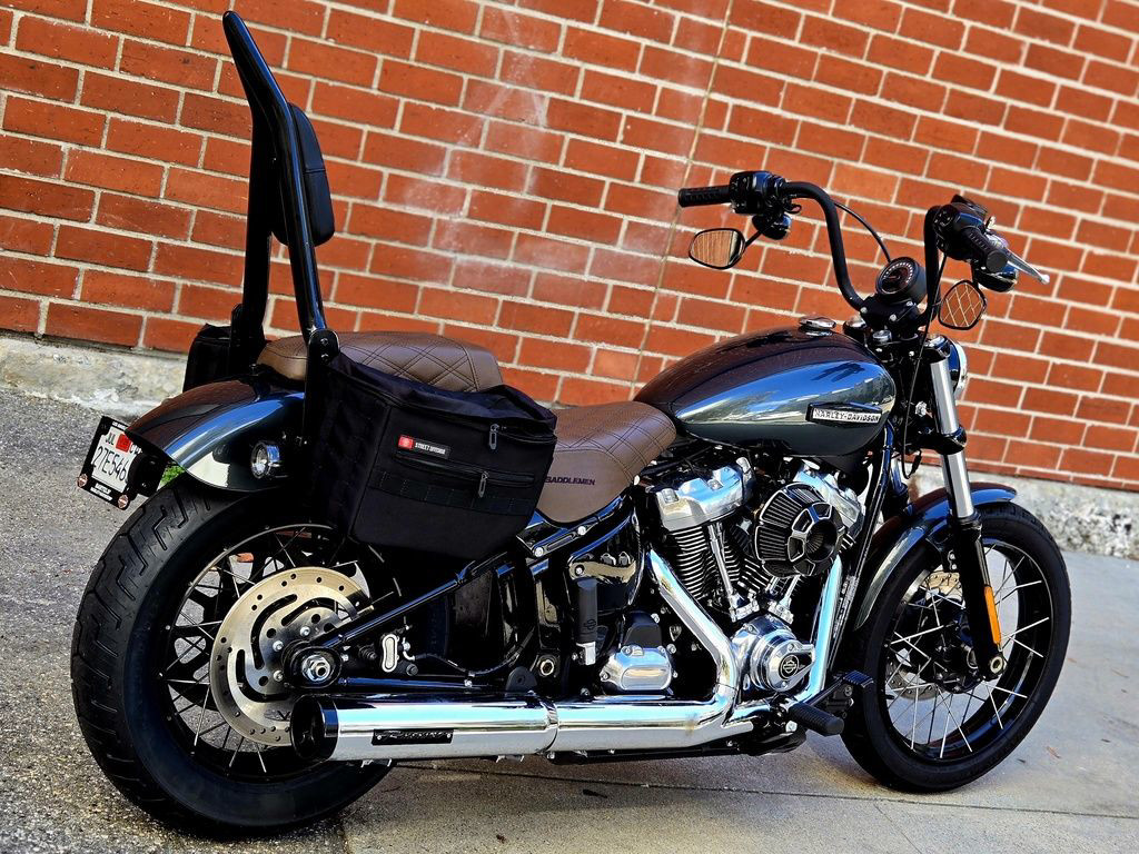 Street Bob®