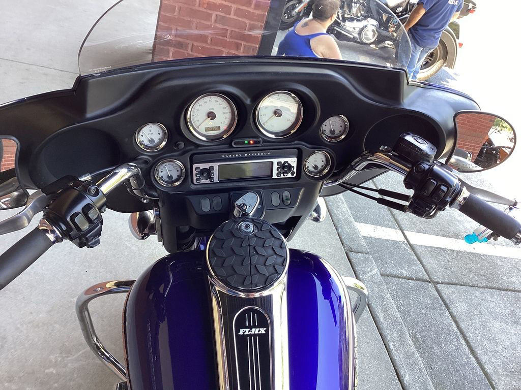 Street Glide®