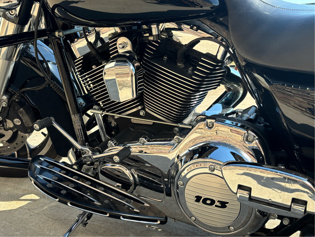 Street Glide®