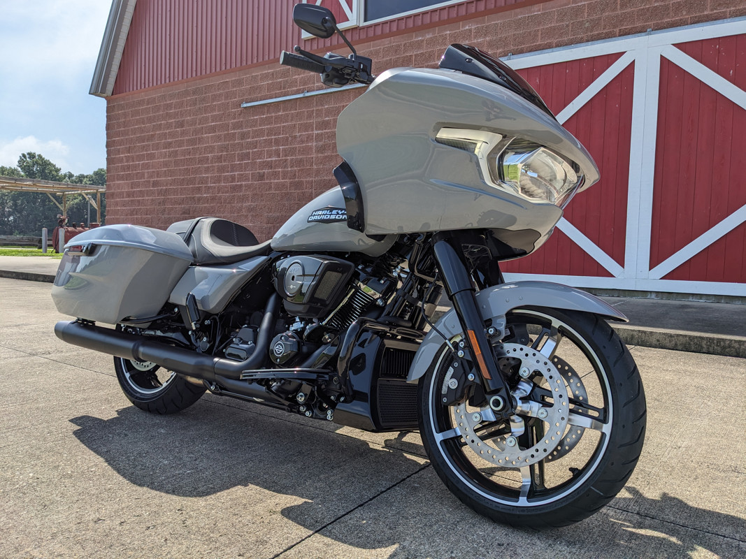 Road Glide®