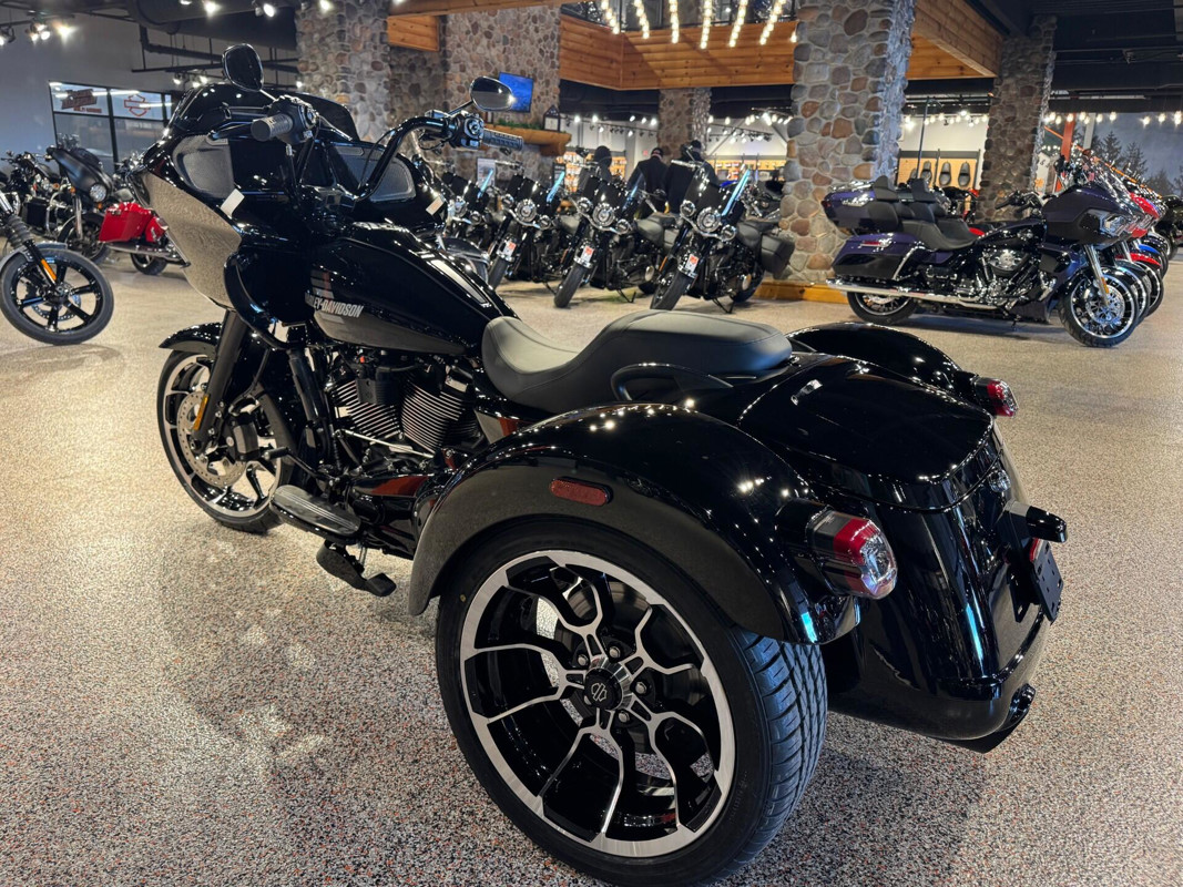Road Glide® 3